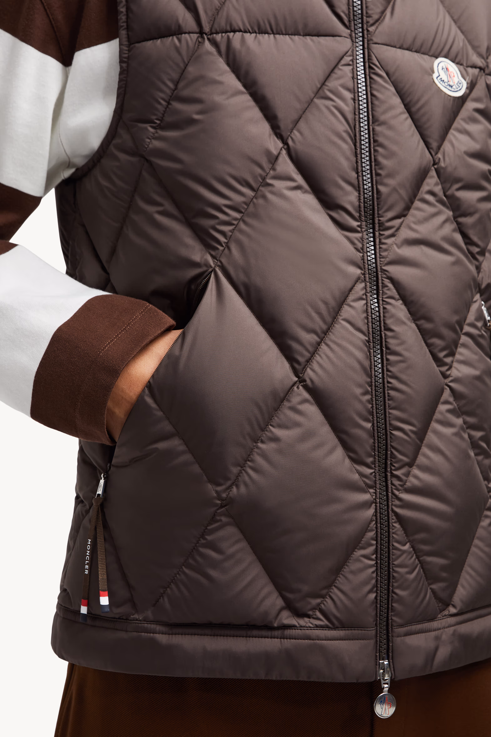 Aroula Hooded Diamond-Quilted Down Vest Men Dark Brown Moncler 6